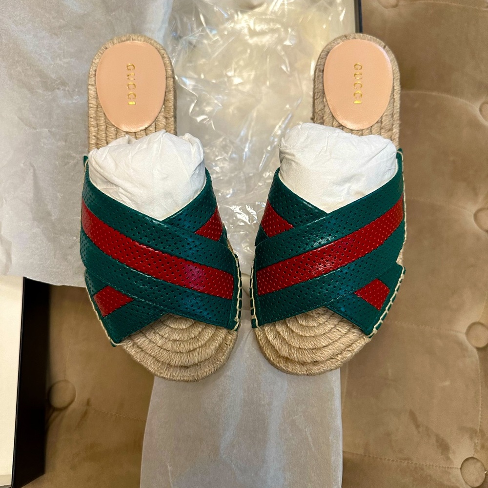 Authentic New With Tags Gucci Nappa Leather Sandals